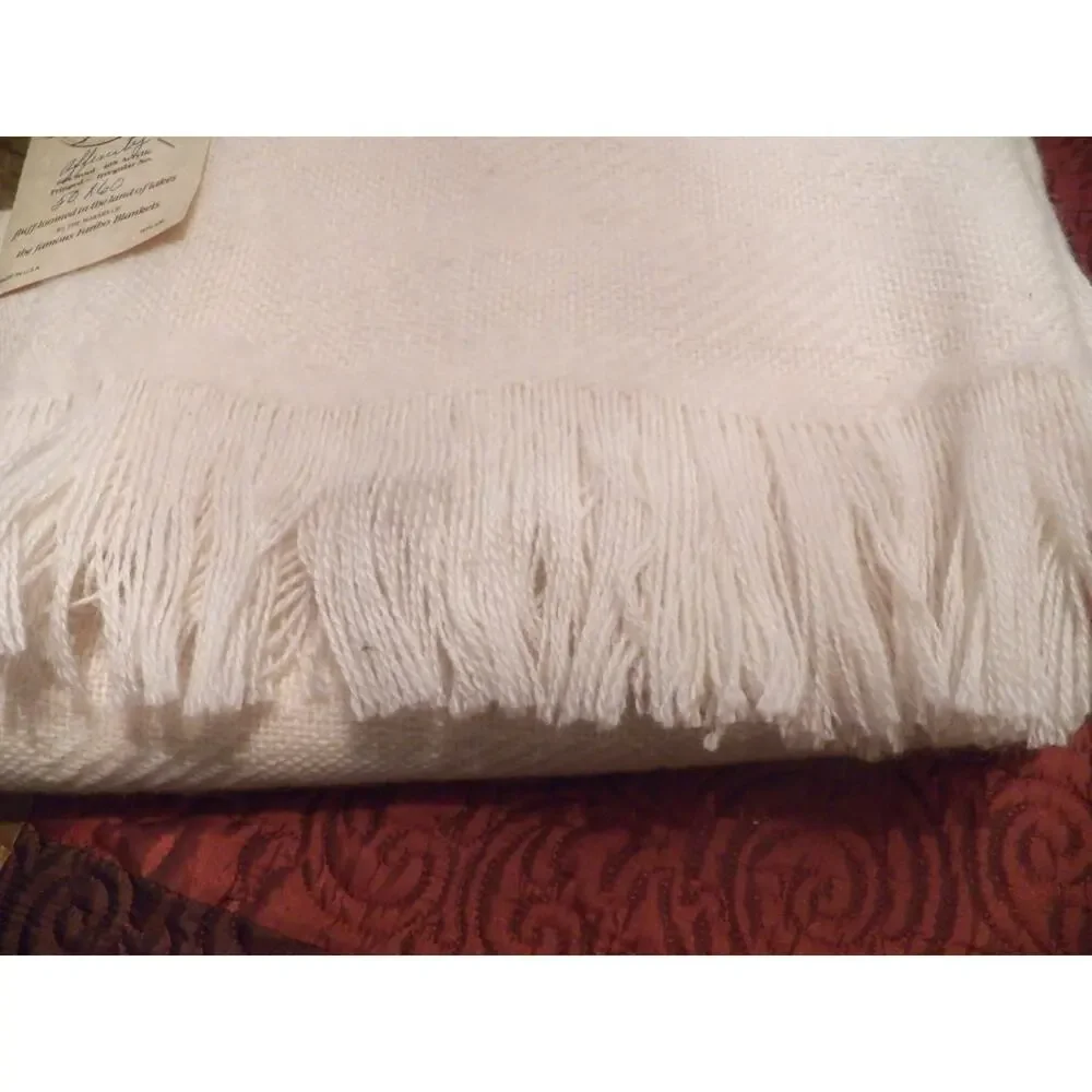 Vintage Faribo Wool Blanket Throw Cream Fringed Woolen Mill Minnesota Made USA